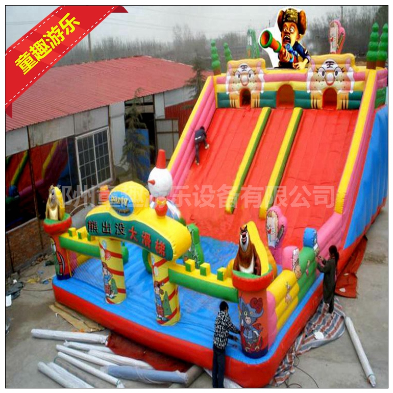 厂家直供 大型户外陆地游乐设备 充气城堡蹦蹦床