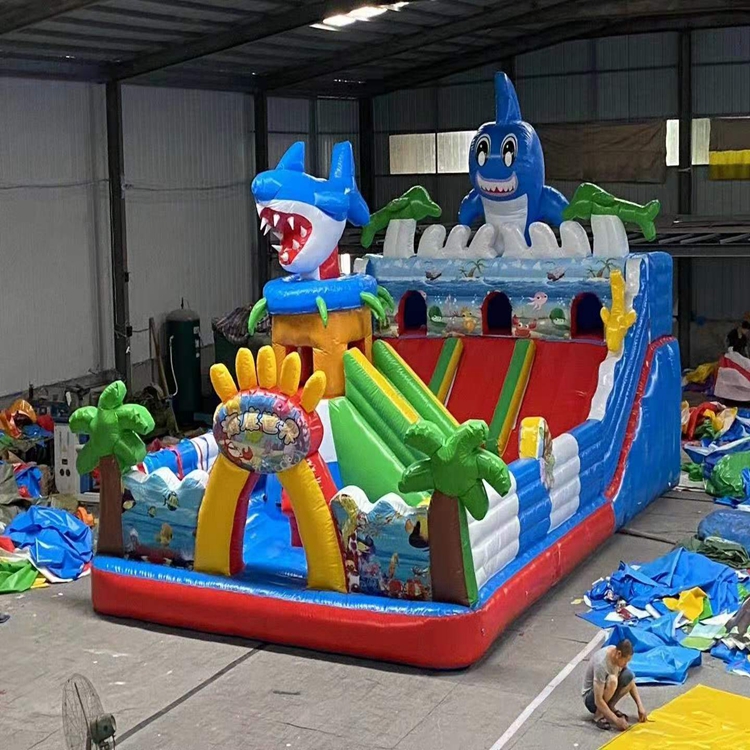 充气蹦床城堡 充气游乐城堡生产厂家